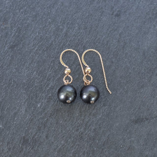 Dainty 8mm Black Pearl Earrings - Yay Hawaii