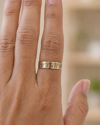 Yay Hawaii Magical Snack Bar Ring full band, silver-colored jewelry with a detailed snack-themed design on a plain background