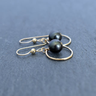 Small Hoop Earrings with 8mm Black Pearls - Yay Hawaii