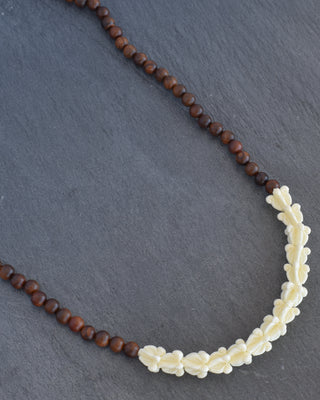 White Pua Kalaunu Lei - Rosewood