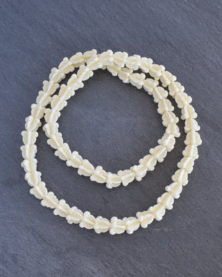 White Pua Kalaunu Lei - Traditional String