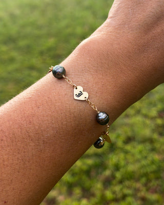 Engraved Heart Charm and Pearl Chain Linked Bracelet
