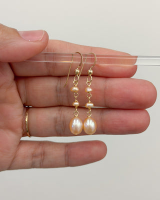 Yay Hawaii dainty linked pearl earrings in a choice of pearl color, delicate drop design