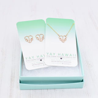 Cute Monstera necklace from Yay Hawaii featuring a detailed green monstera leaf pendant on a delicate chain.