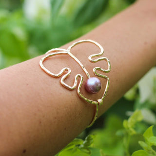 Large Monstera cuff bracelet by Yay Hawaii featuring Edison, Tahitian, or no pearl, with intricate tropical leaf design and silver finish.
