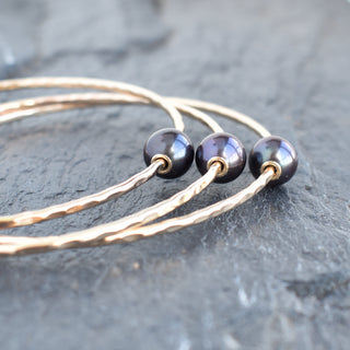 Adult Black Freshwater Pearl Bangle with Grommet - Yay Hawaii