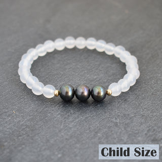 (Keiki) 6mm White Agate Stretchy Bracelet - Triple Freshwater Pearl - Yay Hawaii