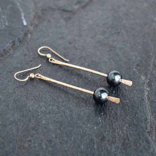 Dangling pearl earrings featuring Tahitian or freshwater pearls with silver hooks, stylish and elegant jewelry by Yay Hawaii
