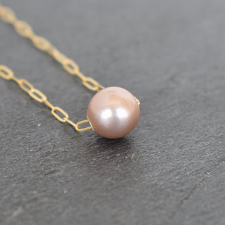 Edison Pearl necklace with a gold paperclip chain from Yay Hawaii, showcasing a lustrous pearl pendant on a sleek chain.
