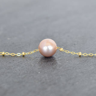 Yay Hawaii Edison Pearl necklace with satellite chain, featuring a lustrous pearl and delicate chain design.