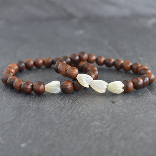Single MEDIUM 10mm Pikake and Rosewood Stretchy Bracelet - Yay Hawaii