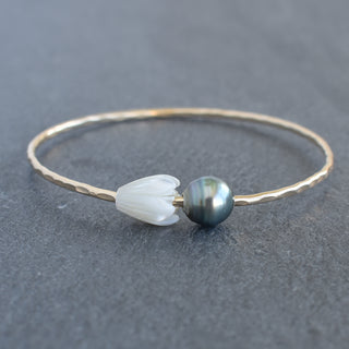 Pikake and Circlé Tahitian Pearl Bangle - Yay Hawaii