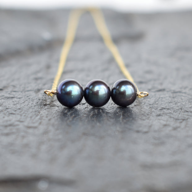 Dainty 8mm Triple Black Pearl Necklace - Yay Hawaii