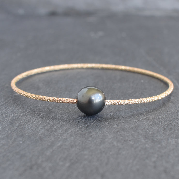 Hulali Shimmer Bangle with Round Tahitian Pearl - Yay Hawaii