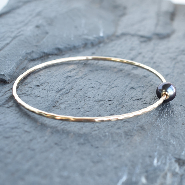 Adult Black Freshwater Pearl Bangle with Grommet - Yay Hawaii