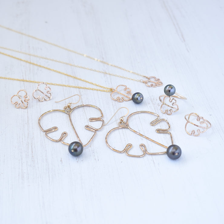 Monstera Leaf Pendant and Black Pearl Necklace - Silver or Gold - Yay Hawaii