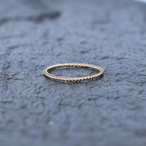 Wili Twist Stacking Ring - Yay Hawaii