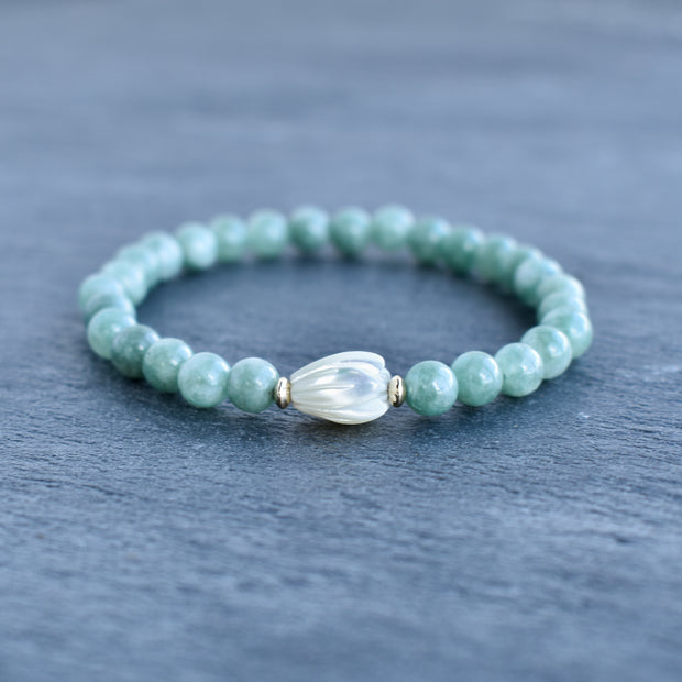 (Keiki) 6mm Jade Stretchy Bracelet - Single MEDIUM Pikake - Yay Hawaii