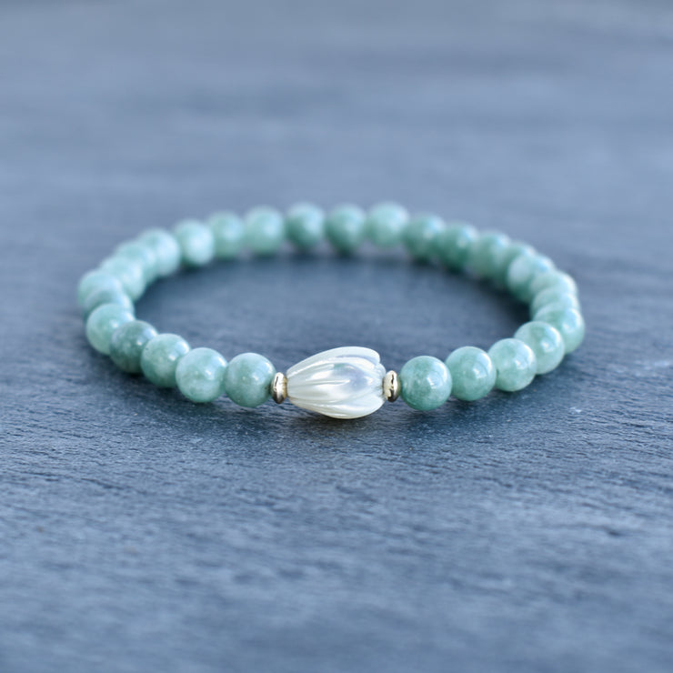 (Keiki) 6mm Jade Stretchy Bracelet - Single MEDIUM Pikake - Yay Hawaii