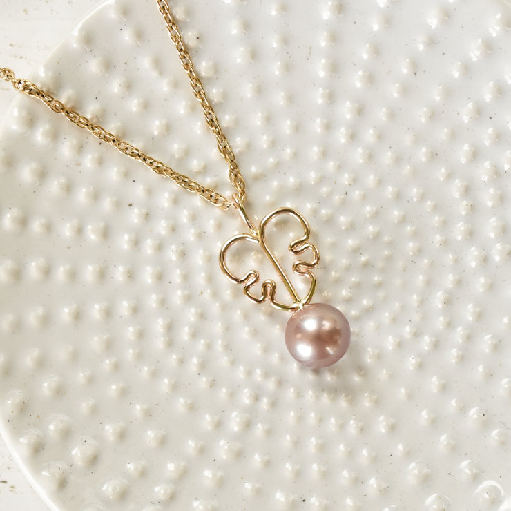 Edison Pearl Monstera Necklace - Yay Hawaii